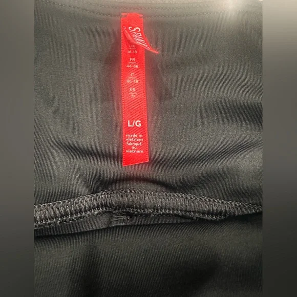 Spanx Faux Leather High Rise Very Black Leggings Size Large - Picture 5 of 8